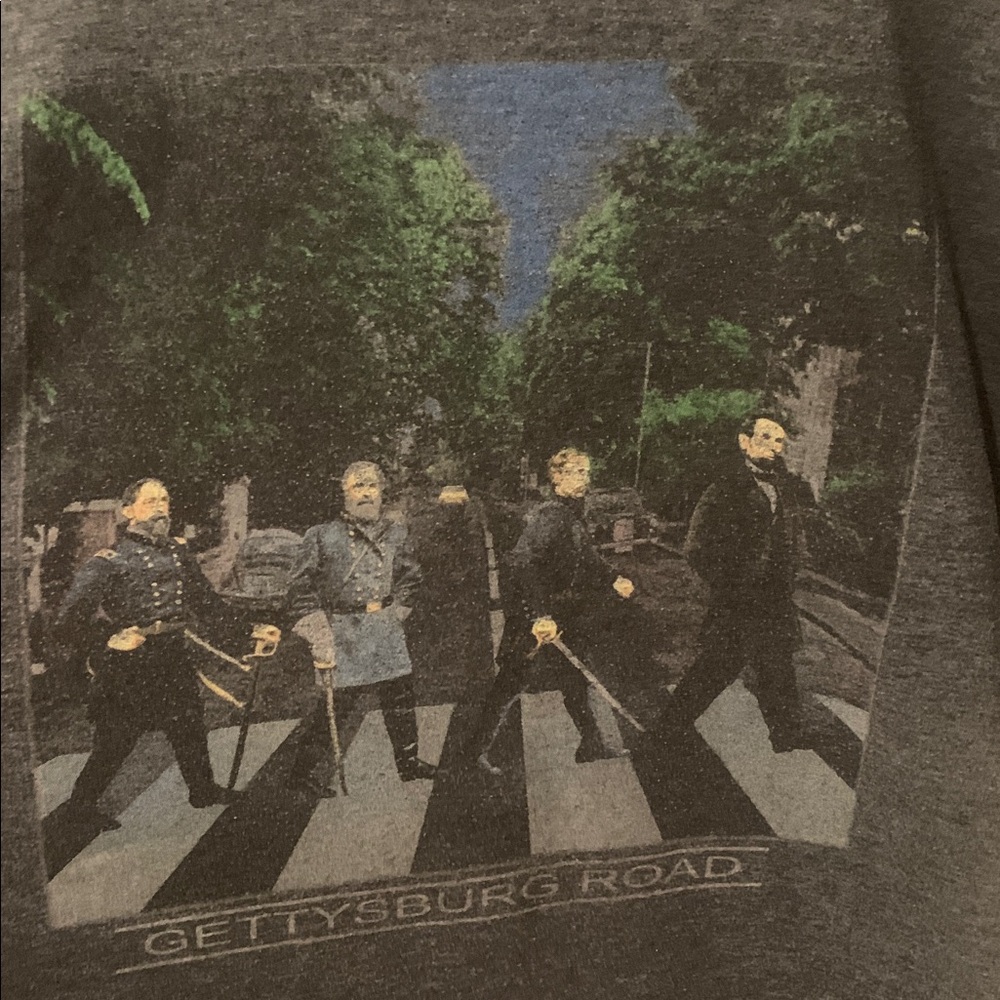 Gildan Ringspun Softstyle Gettysburg Road Dark Grey 65/35 Poly Cotton Graphic T